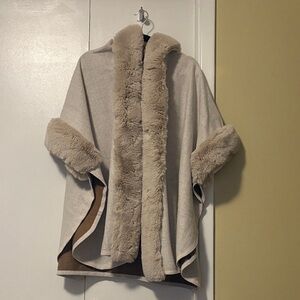 Cozy Hooded Faux Fur Trim Cape